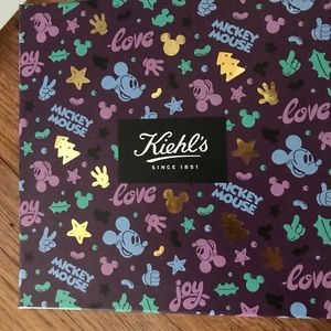 NEW Kiehl’s Bloomingdales exclusive pure radiance